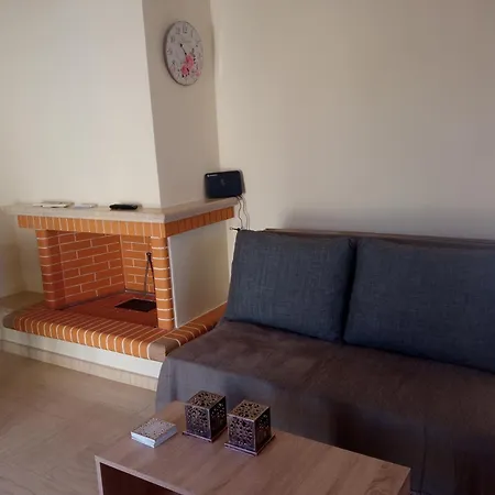 Glaros Apartment *